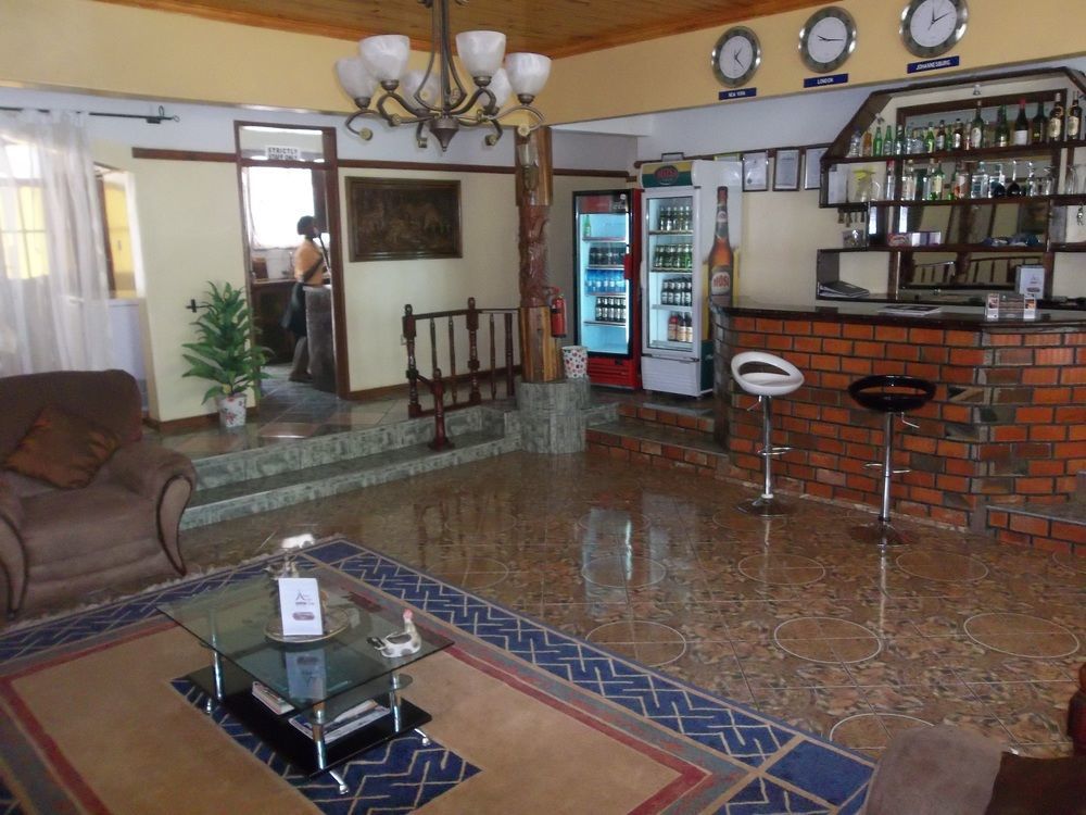 White Rose Lodge Livingstone Bagian luar foto